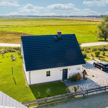 Hinnerk Semesterbostad *